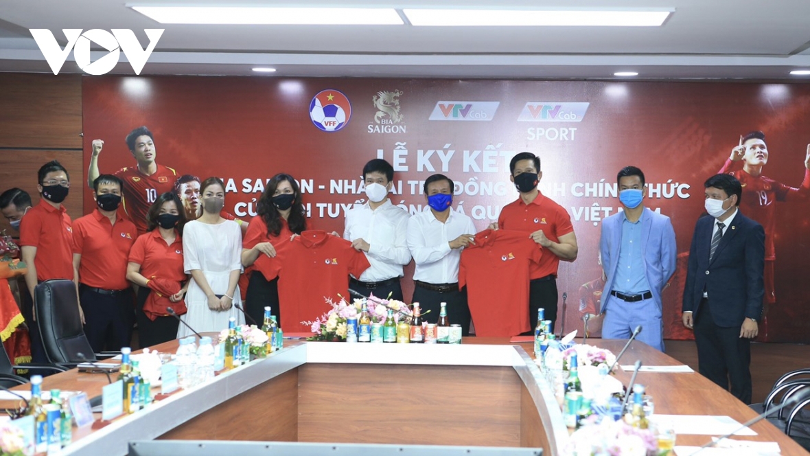Sabeco sponsors national football teams